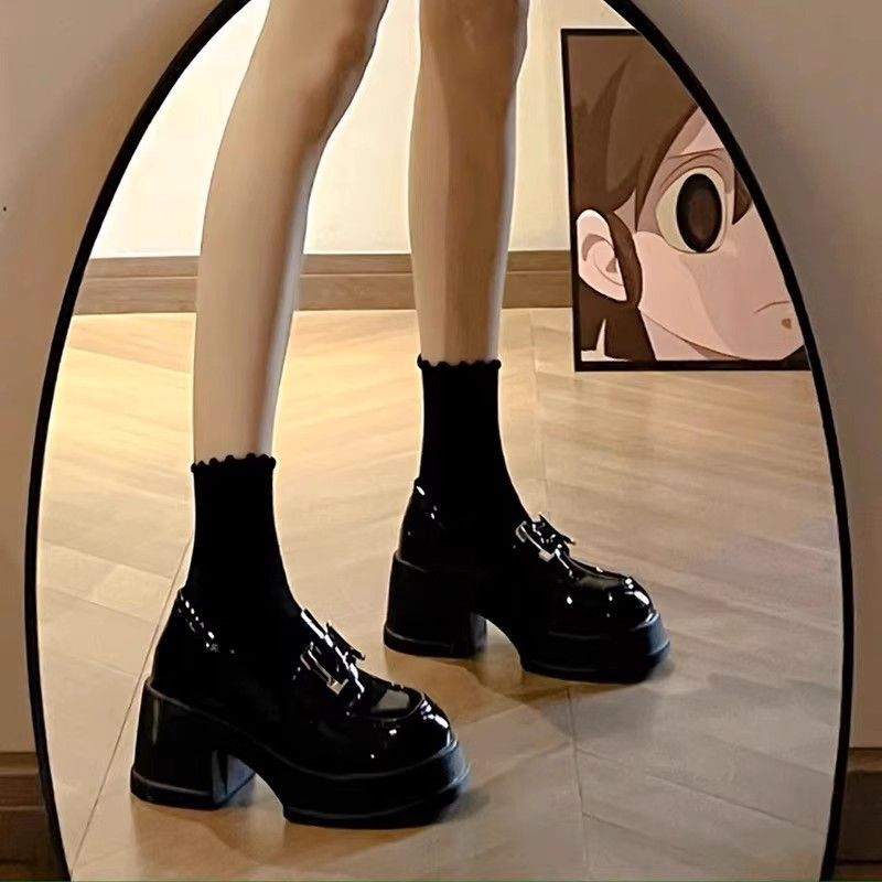 Plus Size Women's Shoes 41 to 43 Fat Feet Wide Autumn and Winter 42 Size High Heels Thick Sole Mary Jane Small Leather Shoes Loafers Black