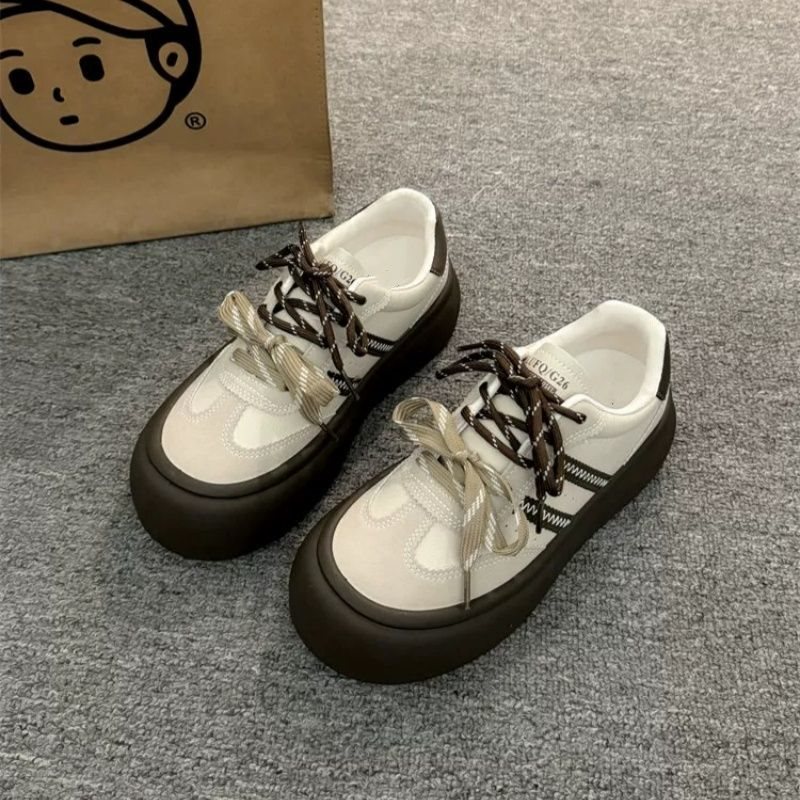 Inner Height-Increasing Retro German Training Shoes for Women, Summer Breathable, 2025 New Spring Versatile Casual Sneakers That Make Feet Look Smaller, Lightweight