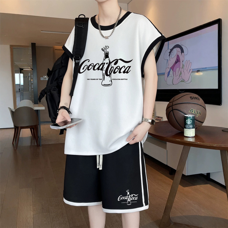 Ice Silk Quick-Drying T-Shirt for Boys, Teenagers, Junior High and High School Students, Stylish Sports Vest and Shorts, Big Kids Summer Outfit Set Ice Silk Quick-Drying T-Shirt for Boys, Teenagers, Junior High and High School Students, Stylish Sports Vest and Shorts, Big Kids Summer Outfit Set