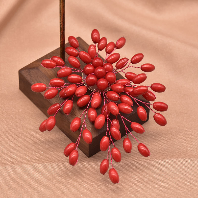 Broche de perlas naturales con borlas de bambú marino y flores, moda de alta gama, redondo y exquisito, broche de perlas estilo Chanel de alta calidad para mujer.