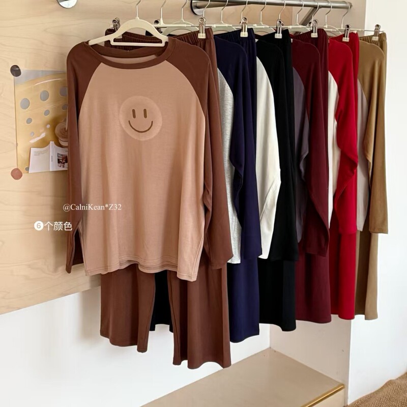 Z32 Home Pajamas Women's Suit Autumn and Winter New Round Neck Versatile Raglan Sleeves Showing Shoulder Line Home Clothes Can Be Worn Outside Z32 Home Pajamas Women's Suit Autumn and Winter New Round Neck Versatile Raglan Sleeves Showing Shoulder Line Home Clothes Can Be Worn Outside