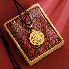 项链;手链;戒指