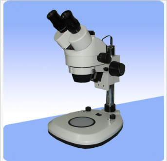 三目体视显微镜  XYH-3A  体视连续变倍显微镜  高清晰度