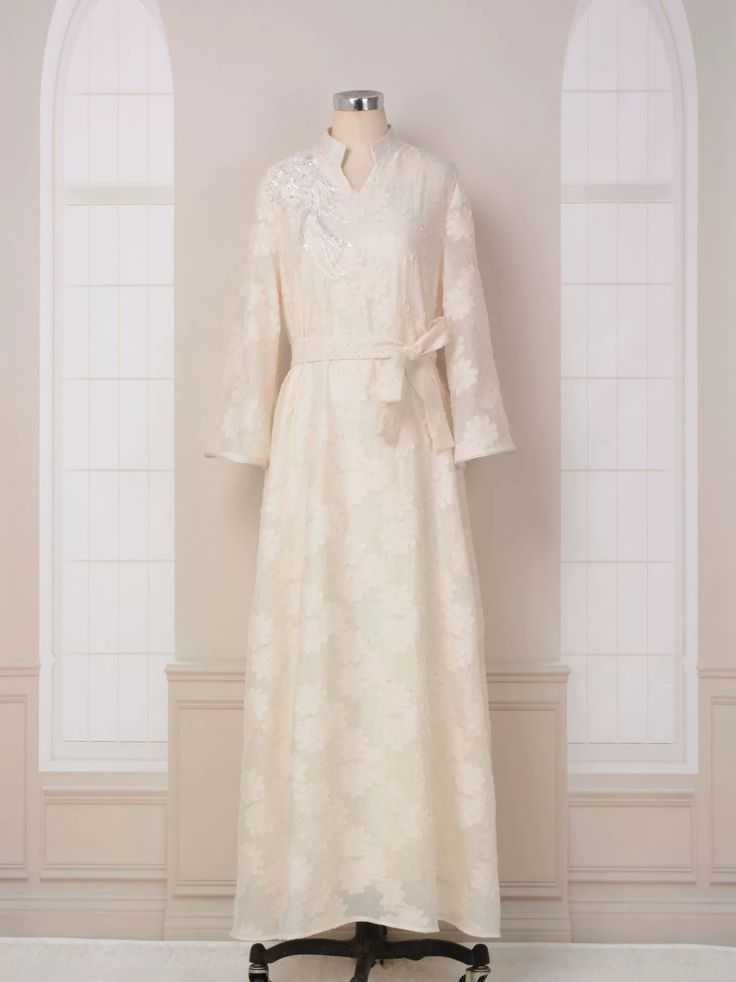 MT059 Европейский Jacquard Абаи: арабское мужское одеяние в элегантном национальном стиле