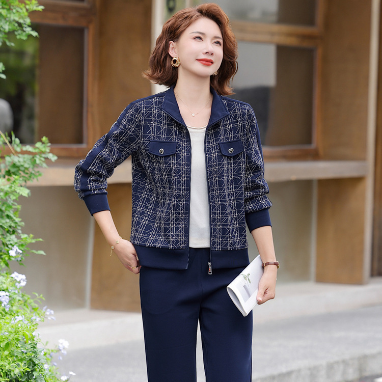 中年妈妈秋装运动服套装2025新款时尚休闲两件套中老年女春秋外套|undefined