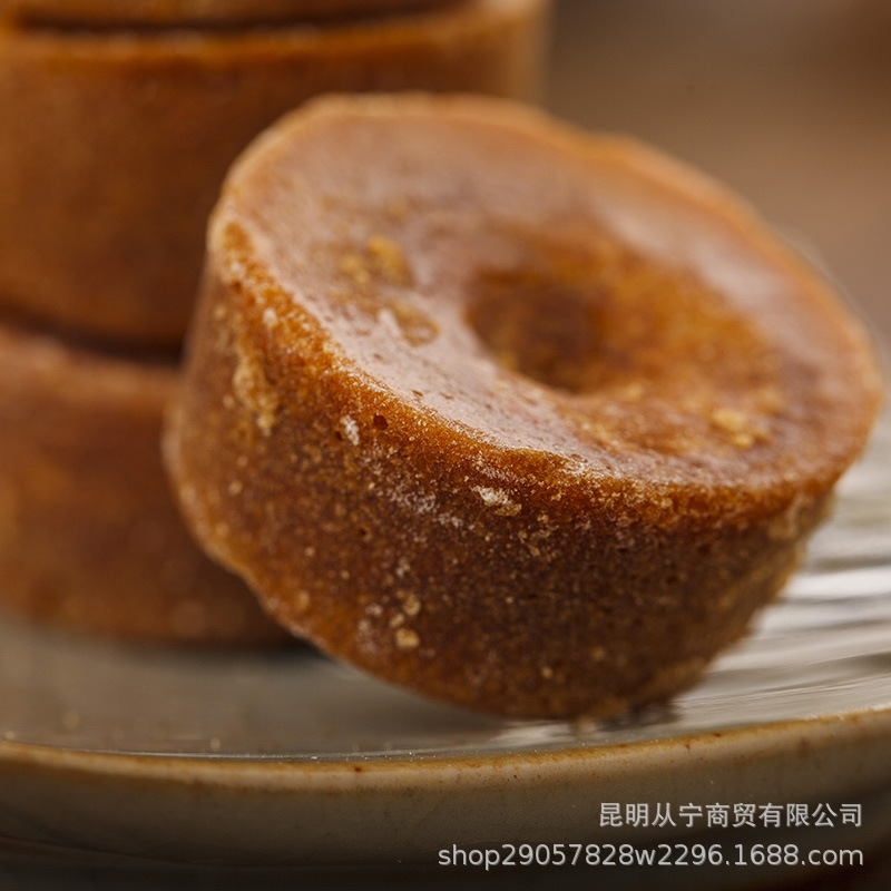 Yunnan Brown Sugar Cube Traditional Handcrafted Cane Sugar Individually Wrapped 500g overview