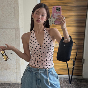 �羳���Q�������c���Ò첱��������Ů�b�ļ��Ը�ϵ���@����������