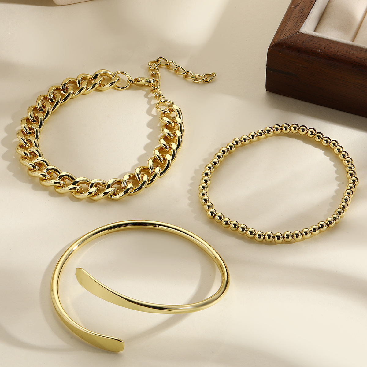 hot Selling Small Product, Light Luxury And Cool Style Bracelet For Girls, High End Multi Layer Bracelet Set_voghion.com