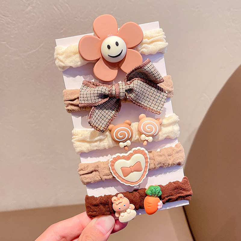 SKU-15-笑脸花朵5件套