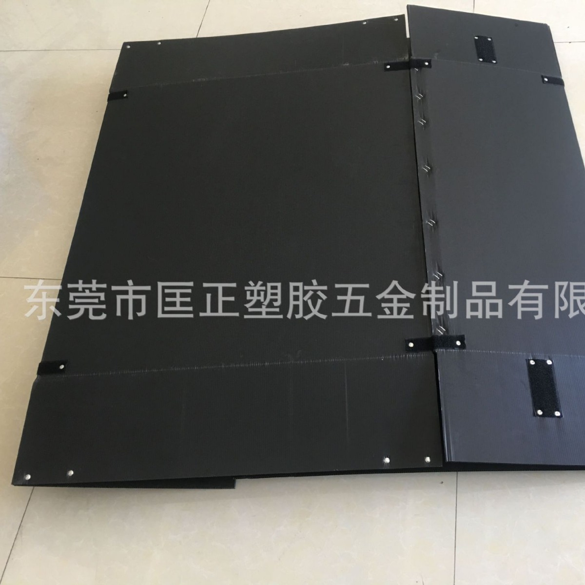 5MM普黑中空板纸箱 两边打魔术贴连接