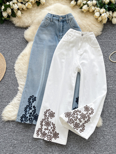 Ethnic retro jeans