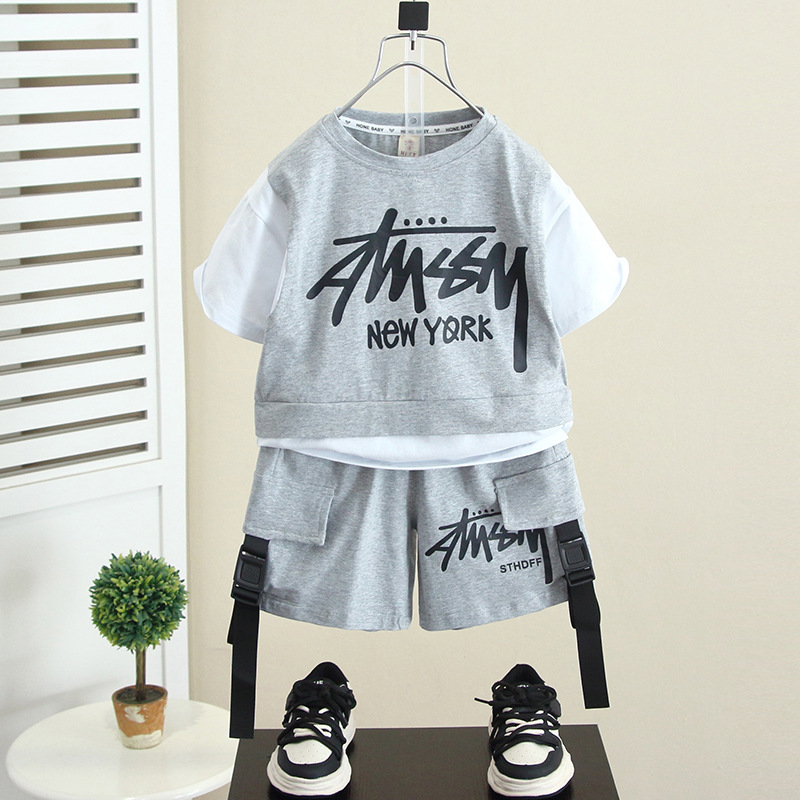 5146 Traje para niños Ropa de verano para niños 2025 Nuevo estilo Estilo occidental Bebé Verano Manga corta Ropa fresca y atractiva para niños de moda