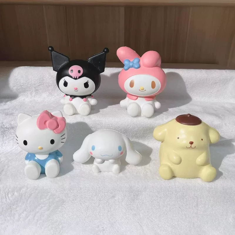 Настольная фигурка Sanrio с аксессуарами, милый антистресс-игрушка (50 г)