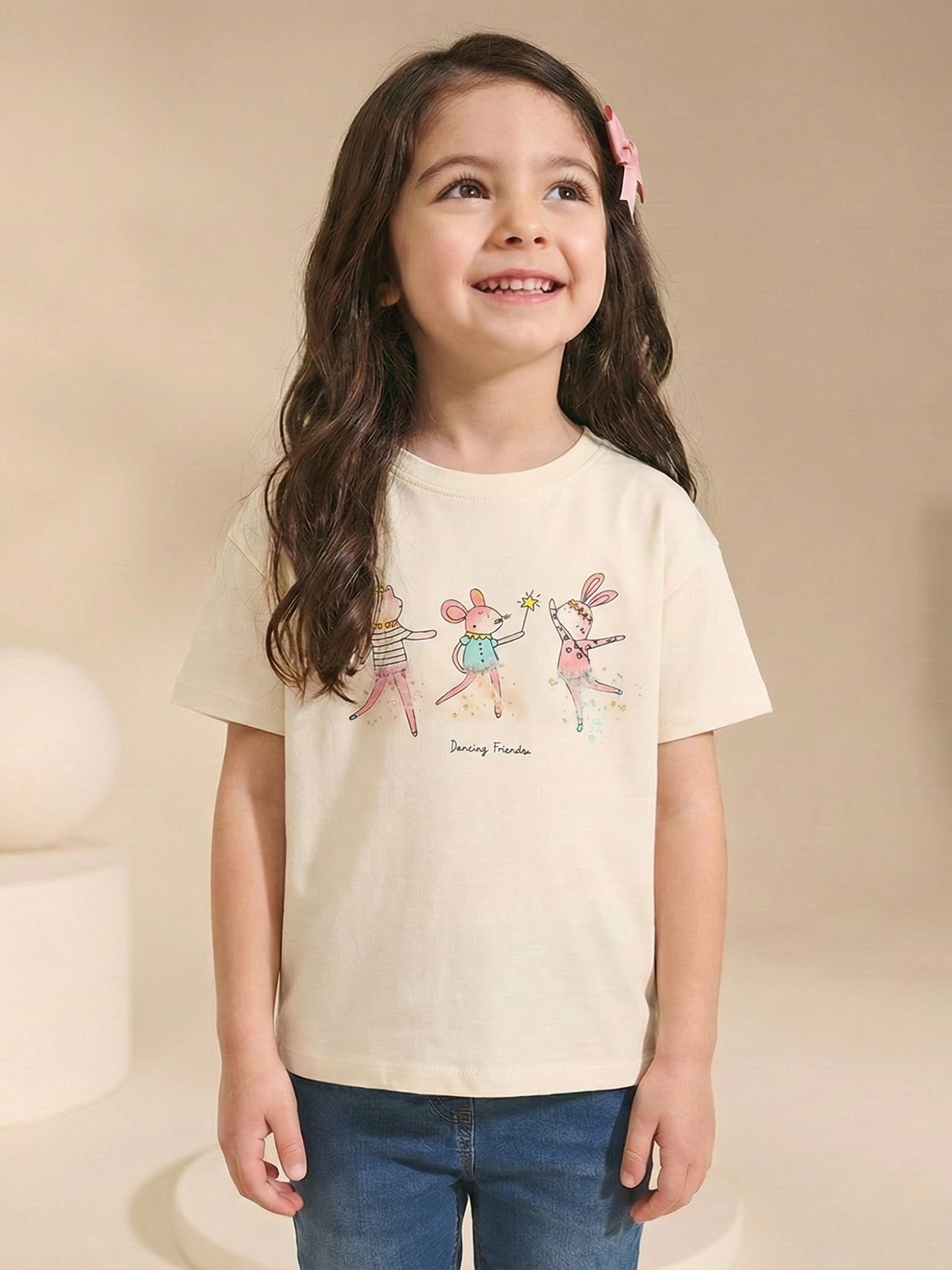 Summer children's short sleeve T-shirt with a round collar
