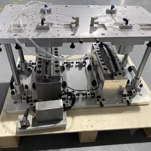 ���Ħ���Cģ�� ܇���RͰ�w�����Ħ�����әC ģ�����M�����cԇ��