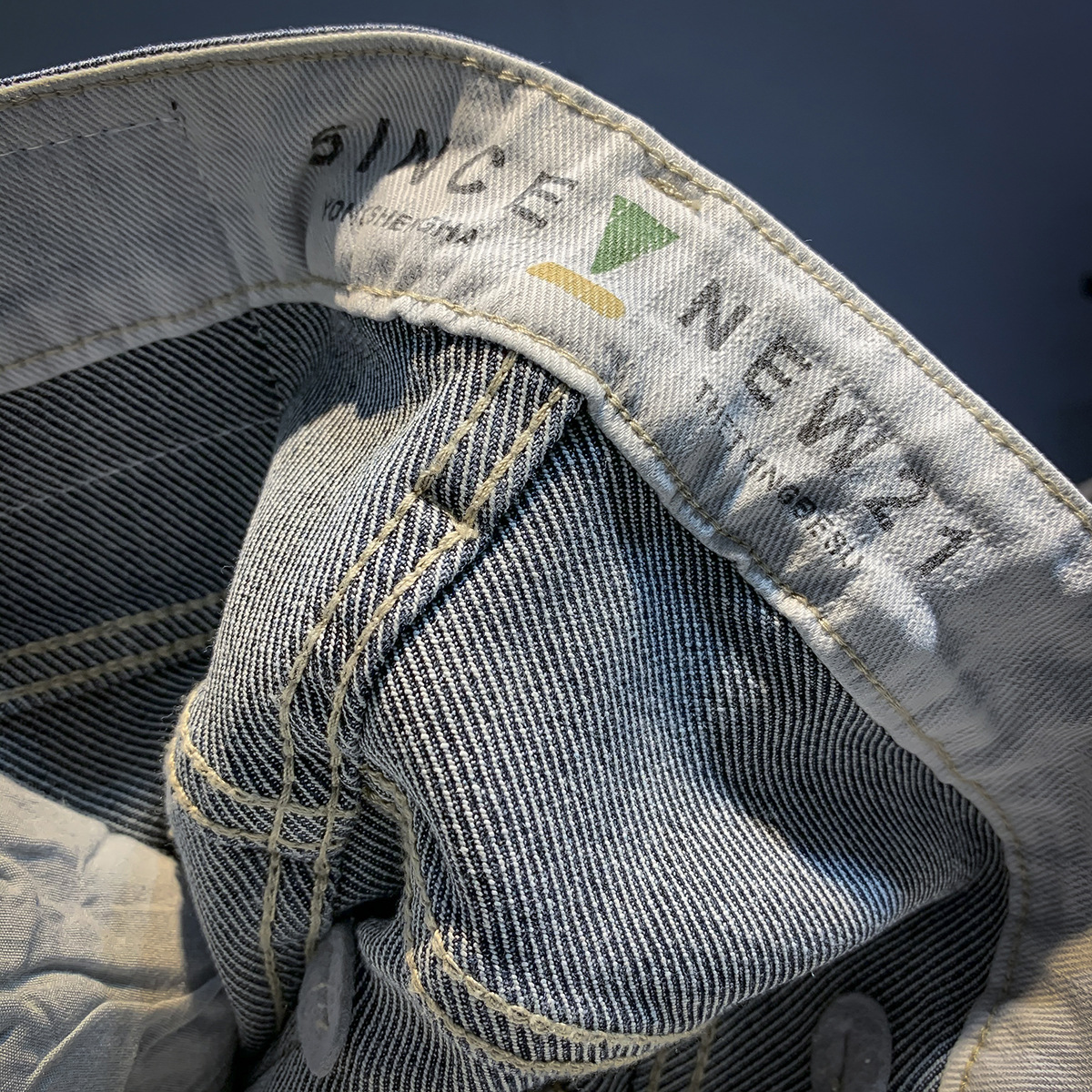 Jeans élastiques de marque de mode européenne pour les nouveaux styles de printemps et d'automne, pantalons polyvalents slim fit haut de gamme pour hommes_voghion.com