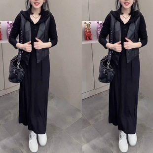 �r���n�����b�B��ȹŮPUƤ�R�����׃ɼ���Ůʿ��ɫ�ٴ��@�݃ɼ���