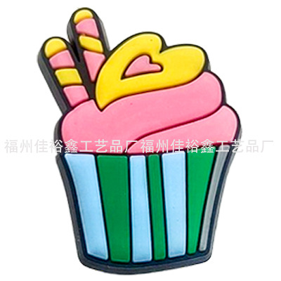 Invierno nuevo colorido unicornio serie agujero Zapatos flor Polaroid Arco Iris pony accesorios para niños transfronteriza en stock