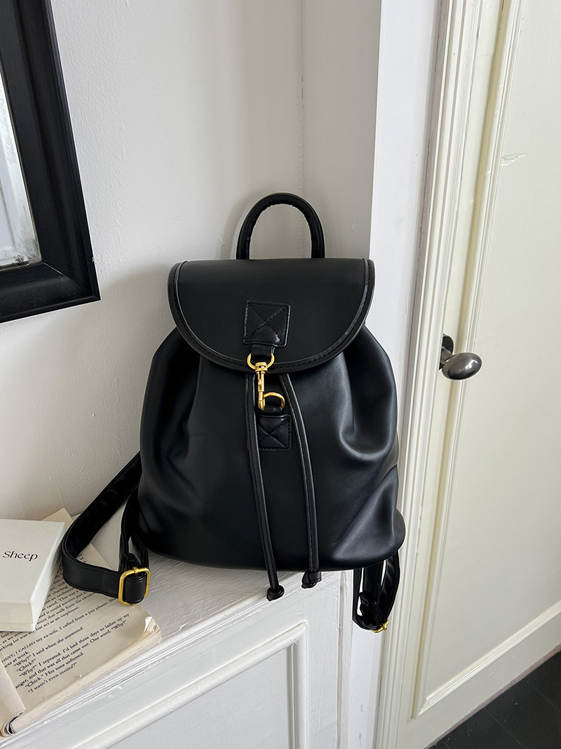 College style women's backpack 2023 spring new Korean ins black backpack, student large-capacity commuter bag_voghion.com