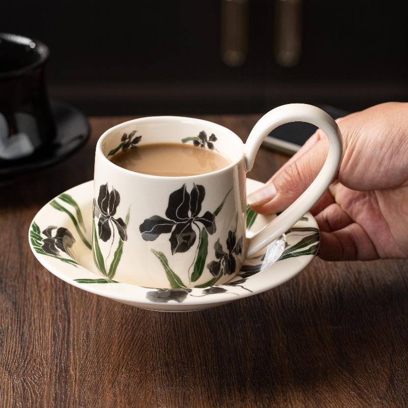 Iris taza de café de cerámica souvenirs regalo de novia taza de café de alta calidad platillo pequeño exquisito taza de té de la tarde