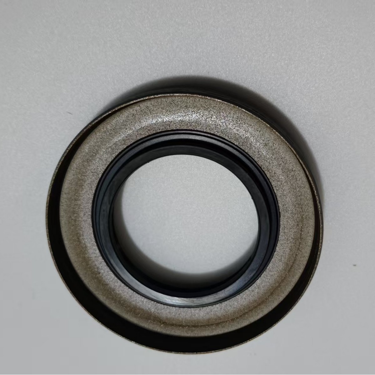 33107505603 Is Suitable for Bmw 1/3/5 Series E46 F21 E90 Oil Seal (Differential) Rear