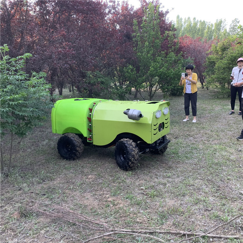 农用遥控果园打药机 果园大棚四驱喷药机 柴油自走式果树喷雾器