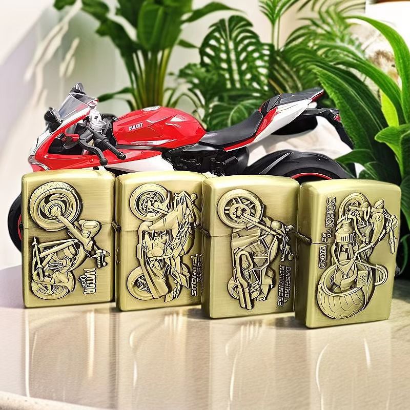 Personaje de queroseno de metal creativo más ligero en relieve Regalo De fábrica al por mayor tendencia de velocidad off-road motocicleta personalidad image 3