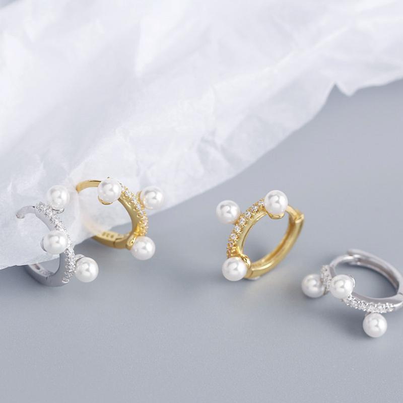 Korean fashion diamondstudded pearl earrings ear jewelrypicture1