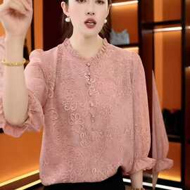 气质中老年女装粉色上衣2026款夏装木耳领中袖印花小衫妈妈装衬衫