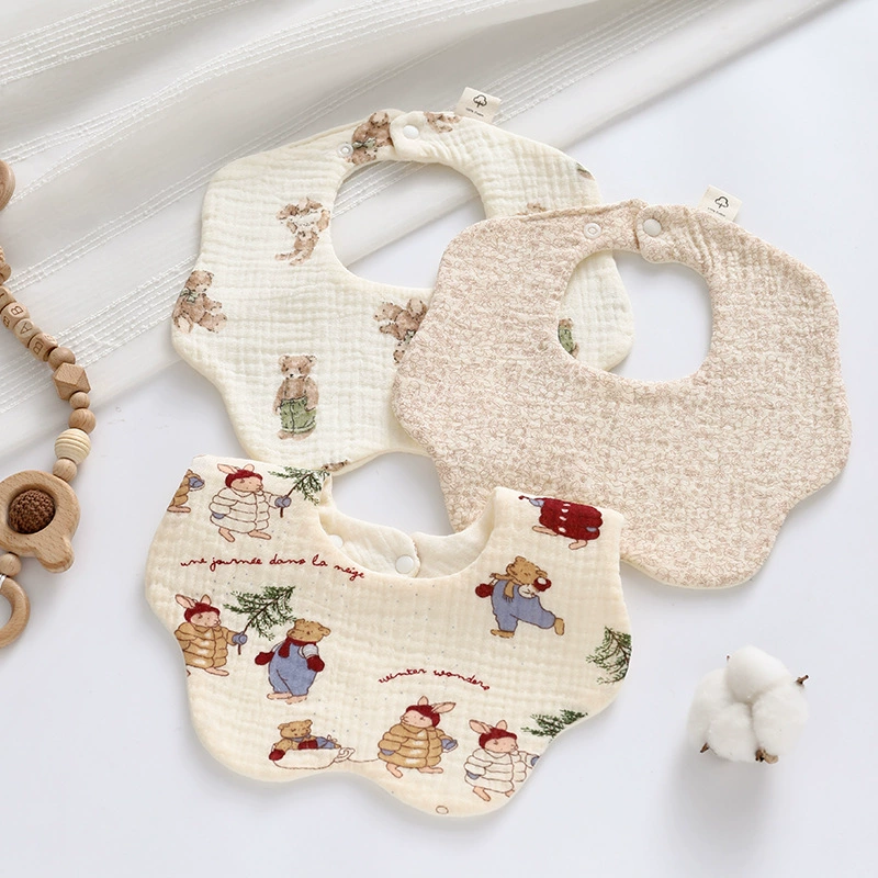 Хлопчатобумажная марля класса матери и ребенка шестислойное лепестковое полотенце для рта ребенка 360-градусная застежка для нагрудника Регулируемый нагрудник