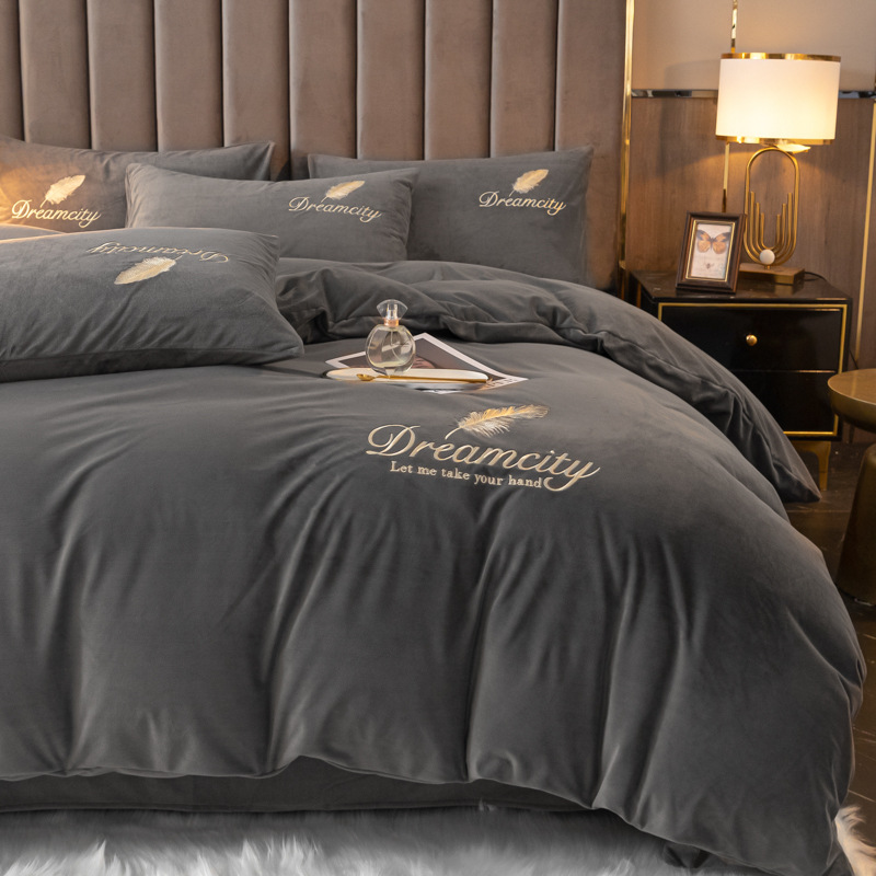 Sopa de edredón de leche, cubierta de edredón de una sola pieza, cubierta de edredón de cristal de tres piezas, cubierta de edredón de una sola pieza, ropa de cama de cuatro piezas