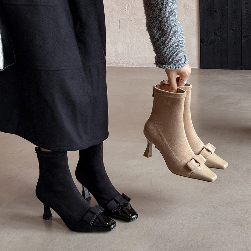 Cow Patent Leather + Suede Elastic Boots for Women, Slim Boots, New Autumn and Winter Style, Genuine Leather Bow-Tie Stiletto Short Boots for Women Cow Patent Leather + Suede Elastic Boots for Women, Slim Boots, New Autumn and Winter Style, Genuine Leather Bow-Tie Stiletto Short Boots for Women