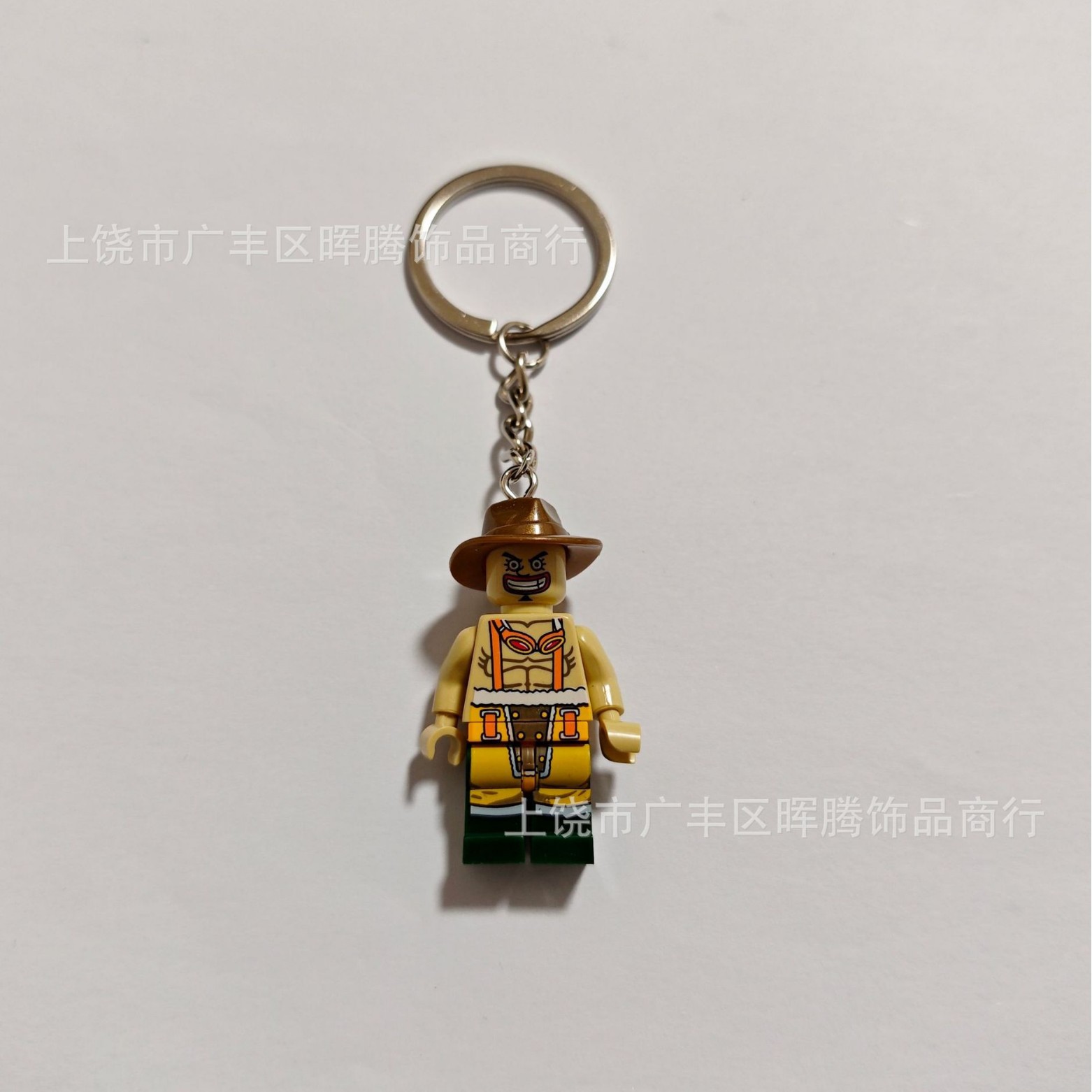 トイストーリーのバットマンの積み木のキーホルダー