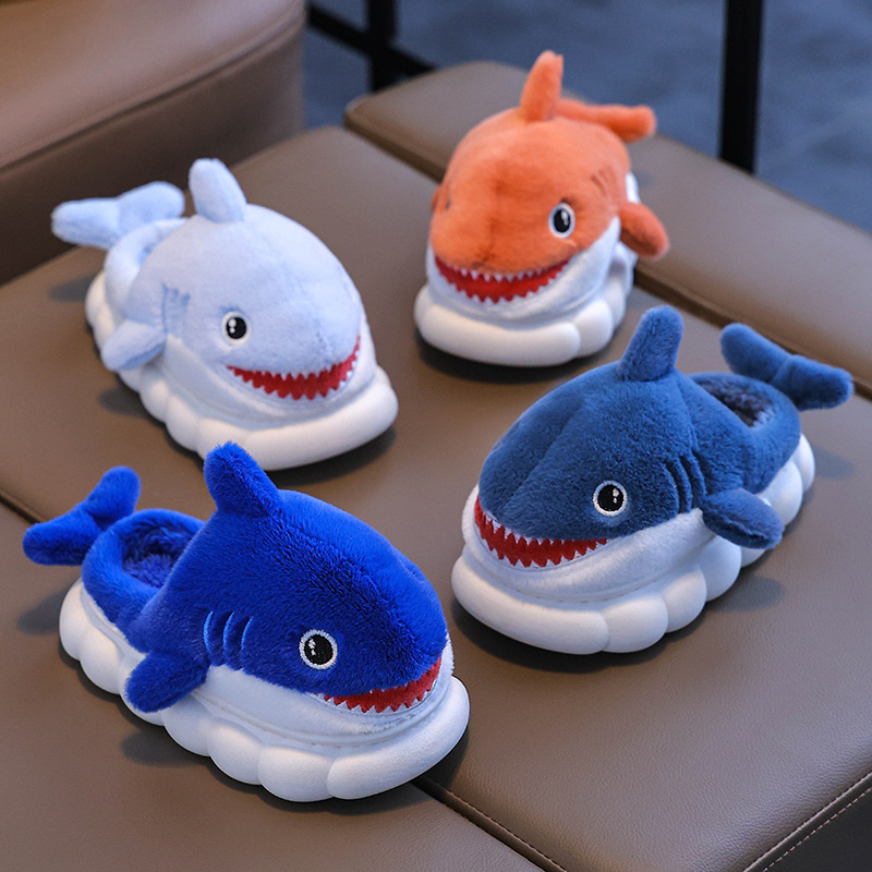 Zapatillas de algodón de invierno para niños, bolsas de tiburón para niños, zapatillas de algodón antideslizantes para niños, zapatillas de algodón cálidas para niños