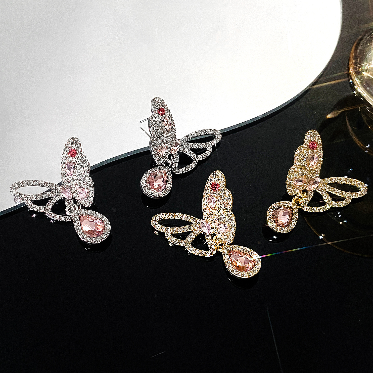 New Pink Full Diamond Butterfly For Women, Simple And Unique Sweet Cool Style, Fairy Alloy Earrings_voghion.com