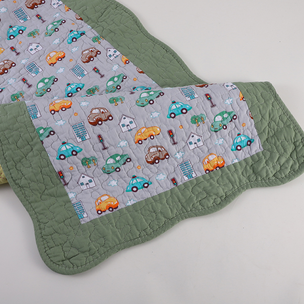 Retro Floral Wavy Edge Car Mat, Chair Mat, Non-Slip Floor Mat, Cotton Quilted Long Bedside Mat, Home Wholesale