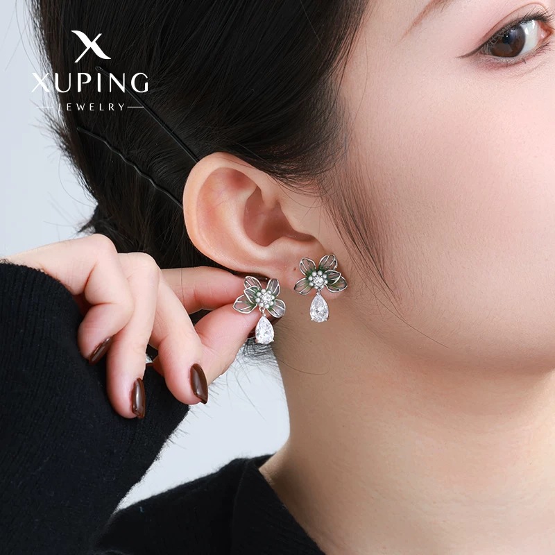 Xuping pequeña serie de goteo de aceite verde fresco de flores goteo de aretes de bordilla nicho elegante temperamento nuevo aretes chinos