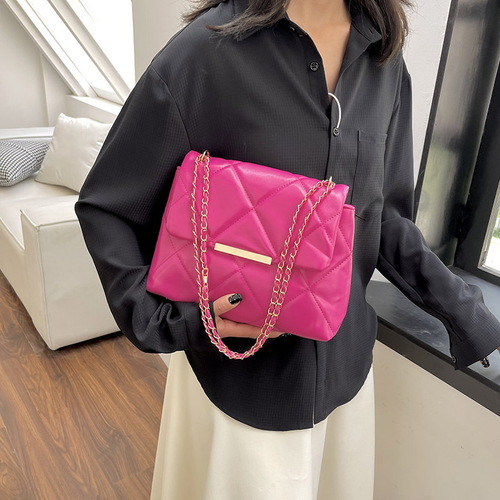 Personalized trendy rhombus embroidery chain bag for women  new style small fragrance simple portable casual fashion crossbody bag