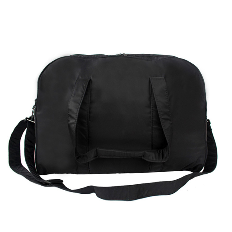 Universal nylon travel bag for men and women for leisure to go out