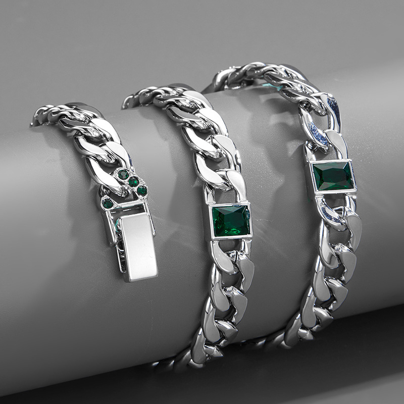 Retro Geometric Alloy Inlay Rhinestones Unisex Necklace 1 Piece