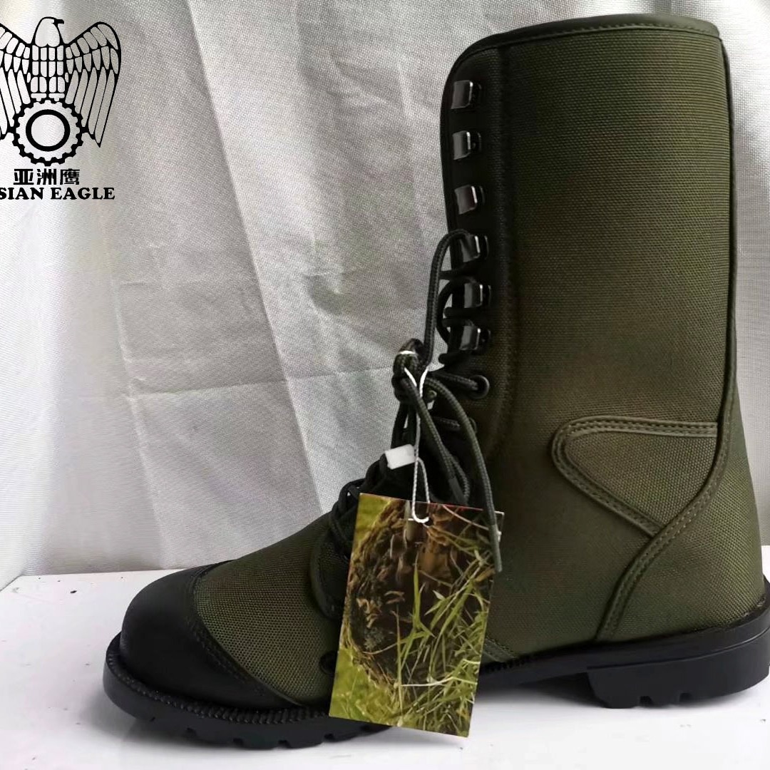 Fábrica de fabricación de botas de combate de primavera y otoño para hombres botas antipunchadas ultraligeras respirables zapatos tácticos militares verdes botas de entrenamiento de combate