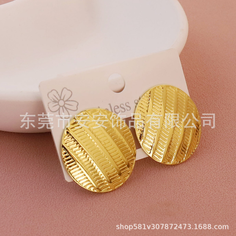 复古法式经典图案爱心耳钉约会礼物优雅轻奢高级感简约钛钢饰品女|undefined