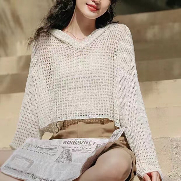 2025 New Summer Style Short Hooded Cut Out Ice Silk Knitwear Women's Thin Long-Sleeved Loose Top Sun Protection Blouse