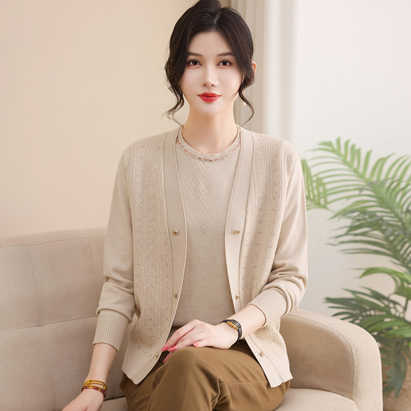 Mother's Spring and Autumn Knit Sweater Two-Piece Set, Stylish 2026 Cardigan for Middle-Aged and Elderly, Casual Base Layer Women's Coat Mother's Spring and Autumn Knit Sweater Two-Piece Set, Stylish 2026 Cardigan for Middle-Aged and Elderly, Casual Base Layer Women's Coat