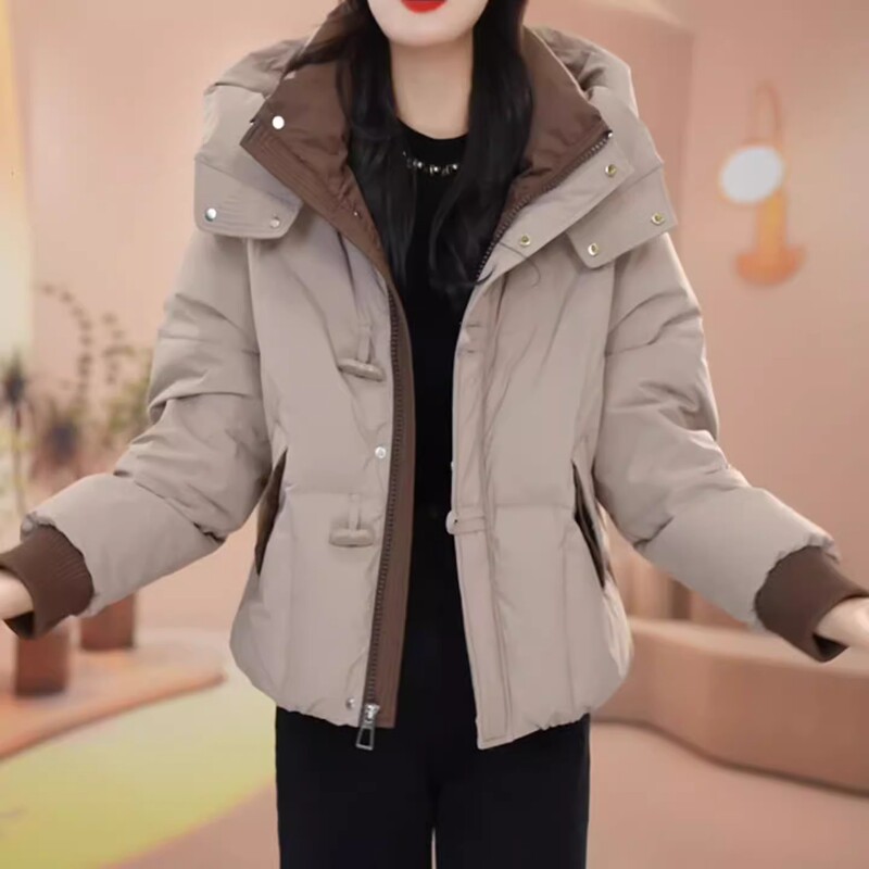 This Year's Trendy and Stylish Short down Jackets for Petite Women, 2025 Winter New Models, Direct from the Factory