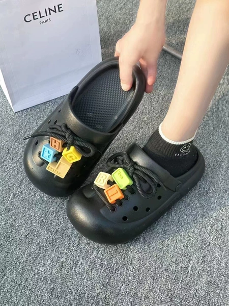 Чёрный