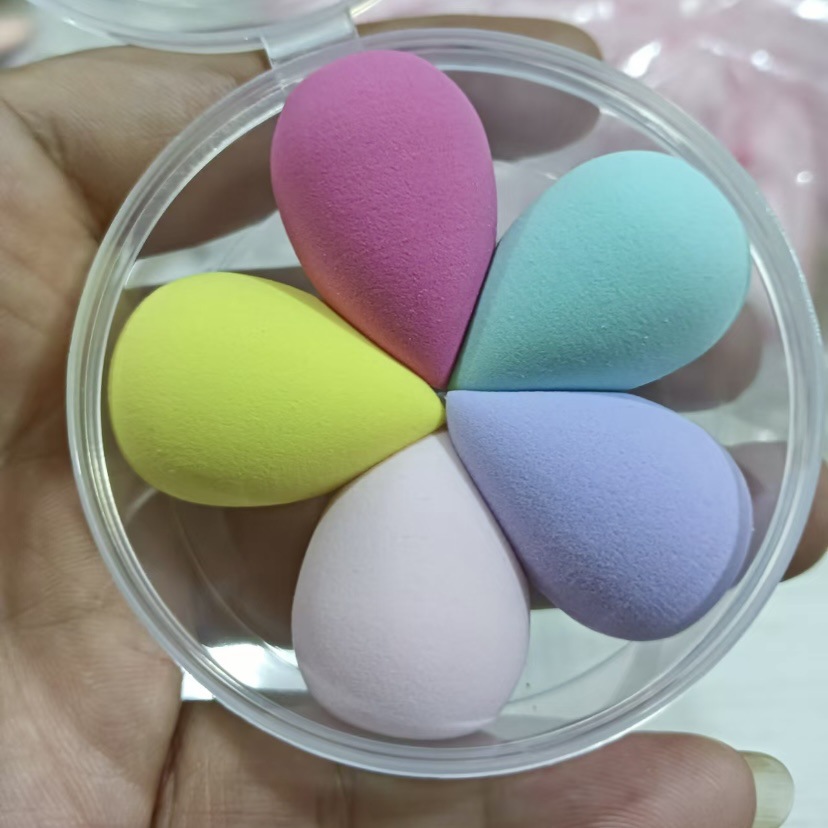 Mini huevo de maquillaje seco y húmedo doble uso sonriente caja de PVC forma de gota de agua inclinada forma de polvo herramienta de maquillaje huevo de maquillaje image 9