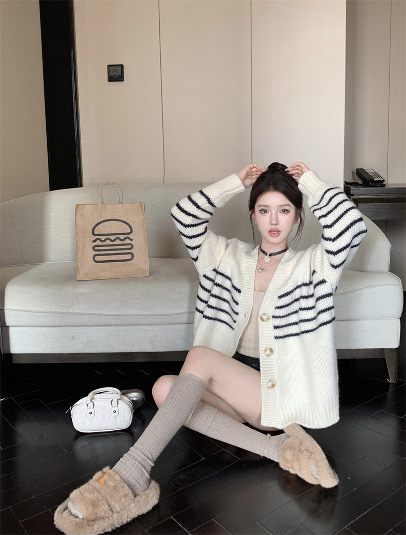 hmqViviiyNSAyin7WuaftzgMvP0HRWt2YPNv