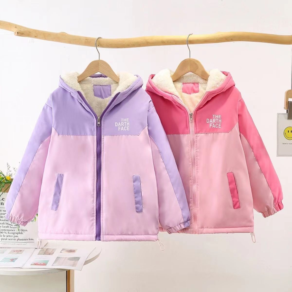Niña invierno chaqueta otoño-invierno 2024 nuevo chaqueta con capuz para niños bebés mujeres más vello grueso ropa de asalto