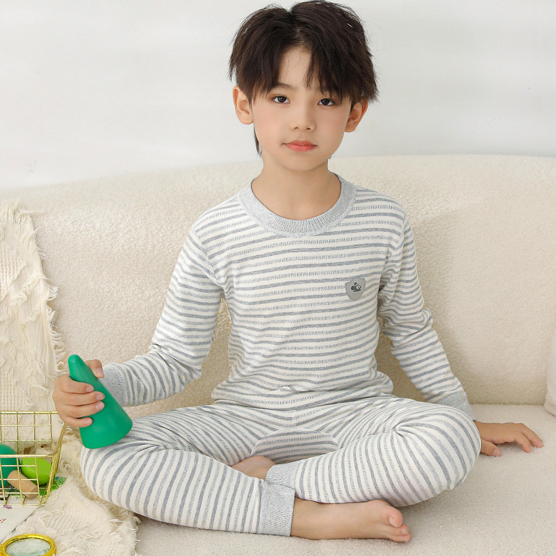 내츄럴 컬러 코튼 그레이 스트라이프 라운드 넥